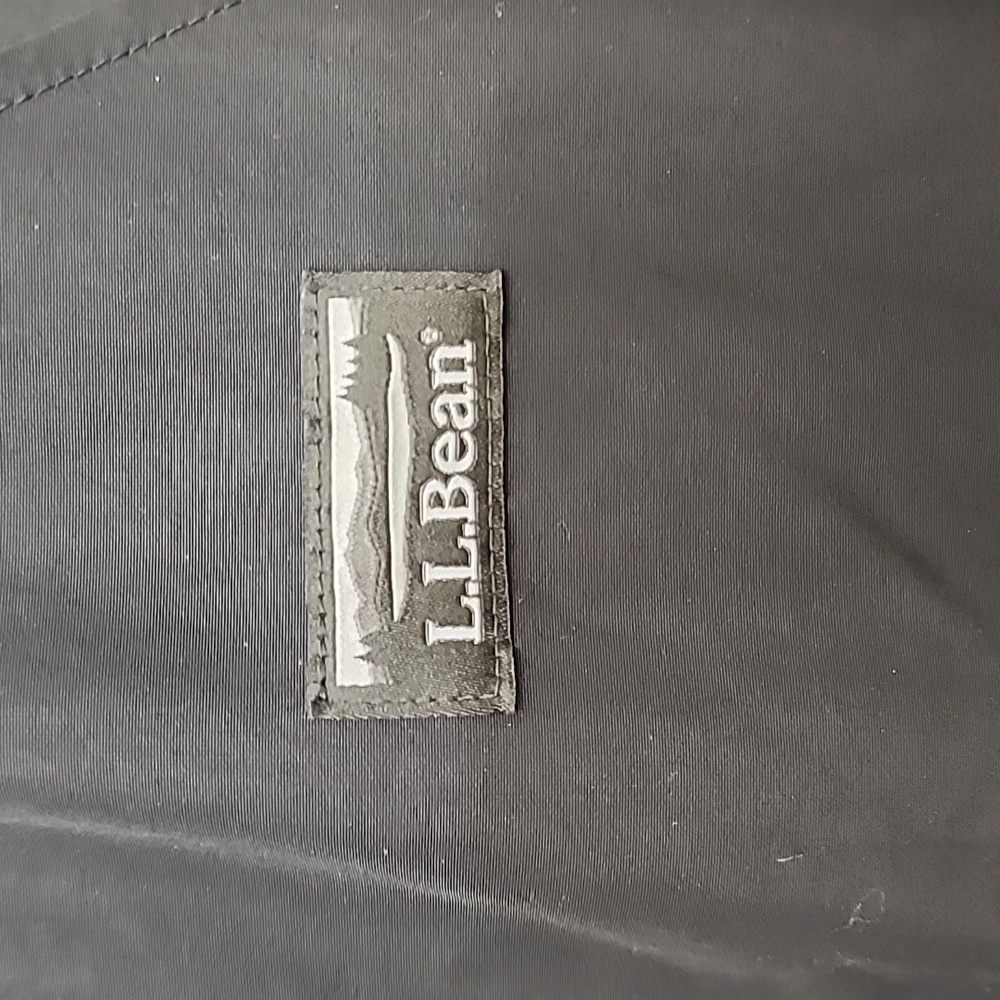 L.L.Bean Womens Black 3-Season Bomber jacket sz Medium - Picture 3 of 10